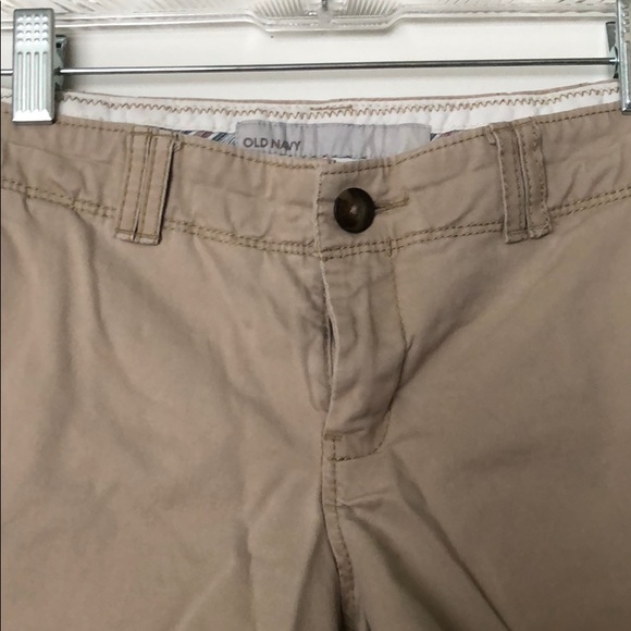 Old Navy Khaki Shorts - Picture 3 of 5